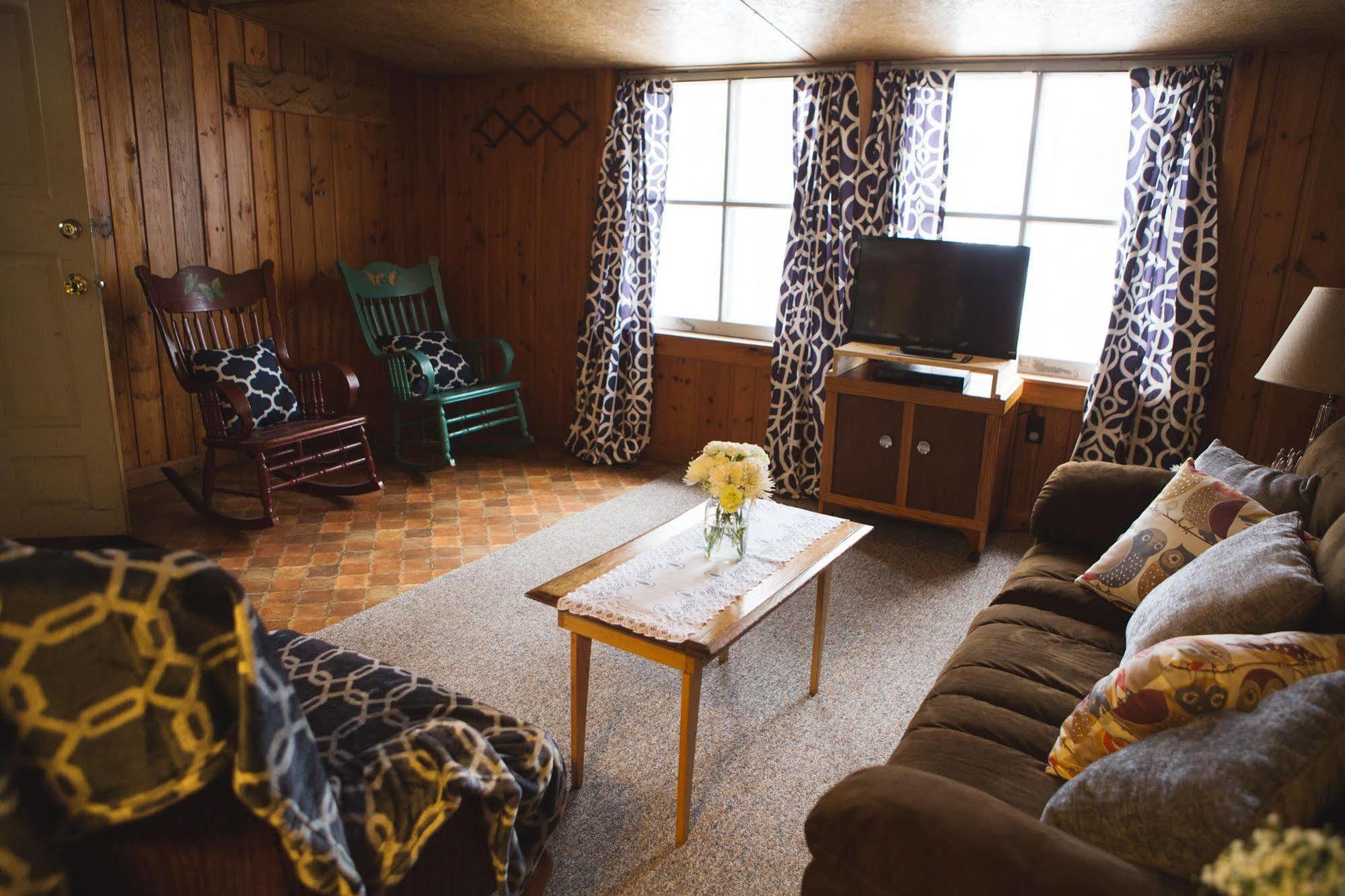 Mission Springs Resort Ashland Extérieur photo
